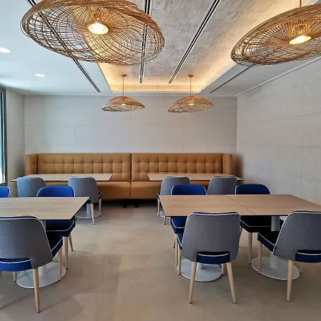 Hotell & Castillo De 4* Sup