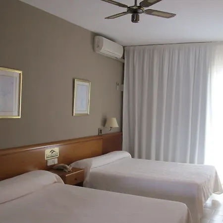 Hotell & Castillo De 4* Sup 4*
