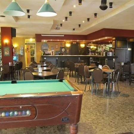 & Castillo De 4* Sup 4*